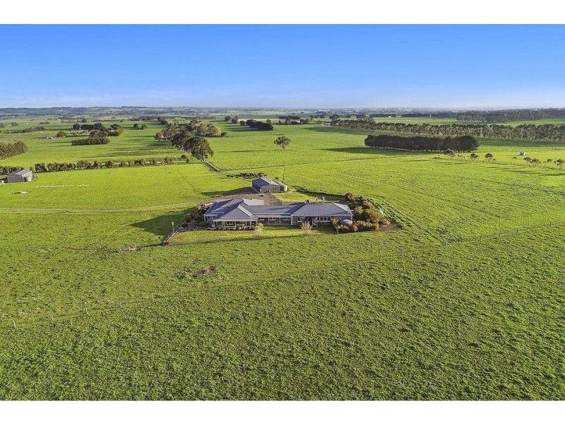 85 Corangamite Lake Road, Colac West VIC 3250