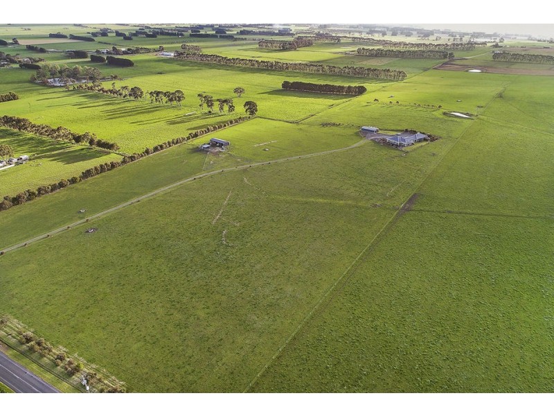 85 Corangamite Lake Road, Colac West VIC 3250