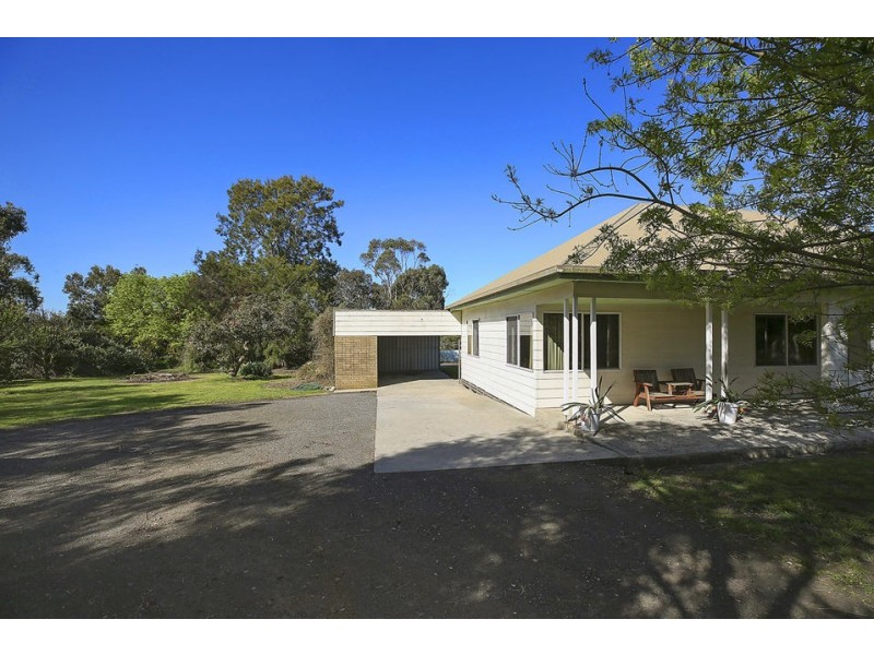 170 Corangamite Lake Road, Colac West VIC 3250