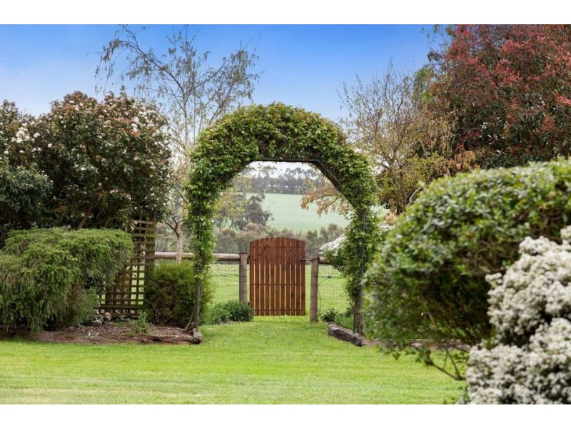 65 Collyers Road, Warncoort VIC 3243