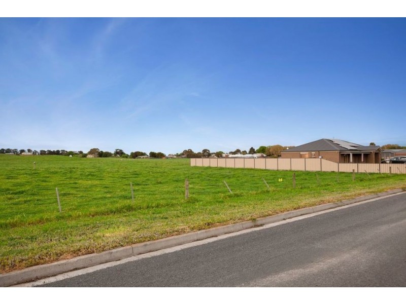 30 Lang Street, Beeac VIC 3251