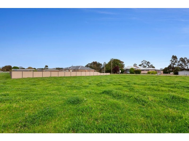 30 Lang Street, Beeac VIC 3251