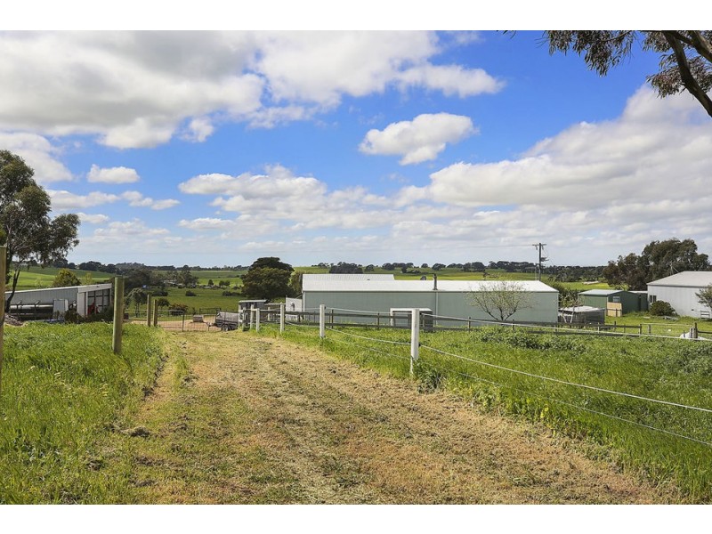 145 Riccarton Road, Warrion VIC 3249