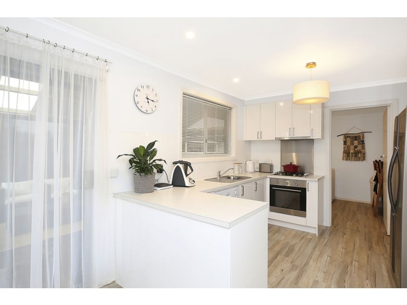 9 Batson Crescent, Elliminyt VIC 3250