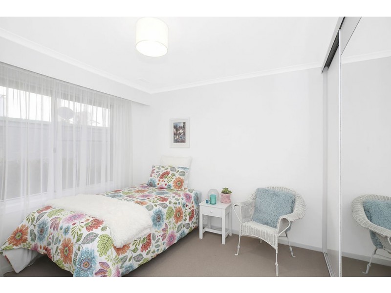 9 Batson Crescent, Elliminyt VIC 3250