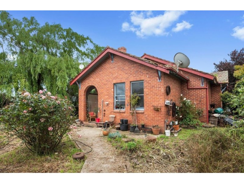 2010 Princes Highway, Pirron Yallock VIC 3249