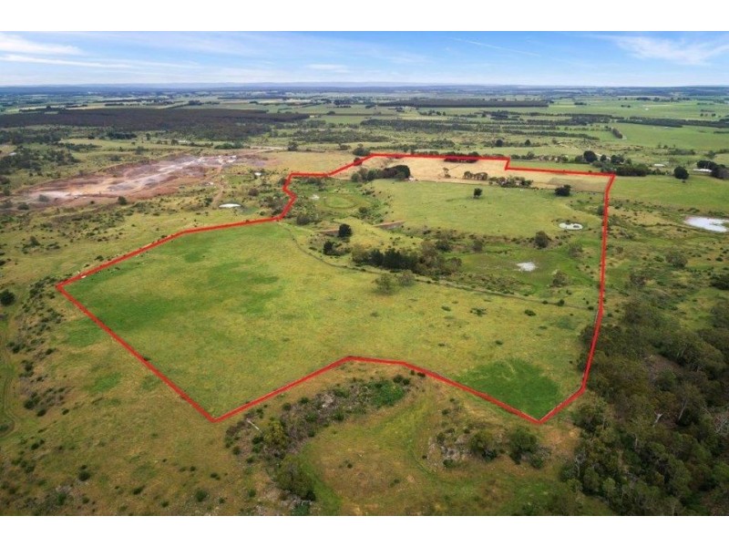 2010 Princes Highway, Pirron Yallock VIC 3249