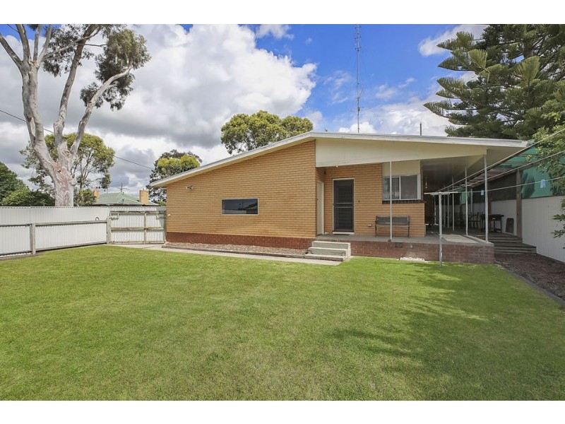 131 Hearn St, Colac VIC 3250