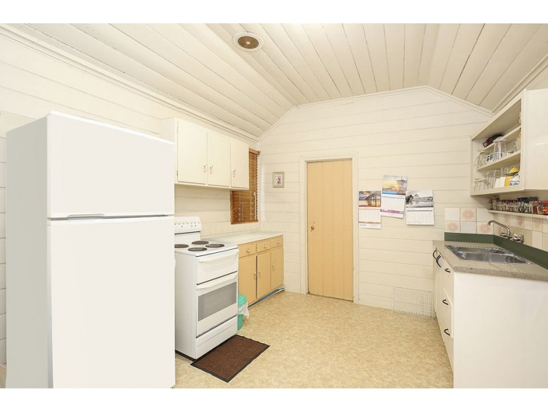 32 Barkly Street, Camperdown VIC 3260