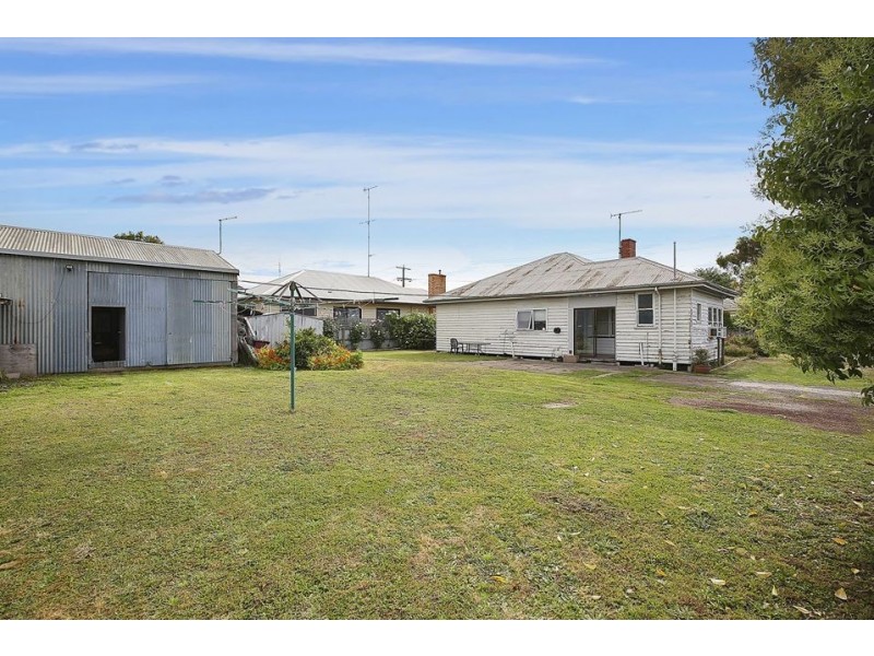 86 Main Street, Elliminyt VIC 3250