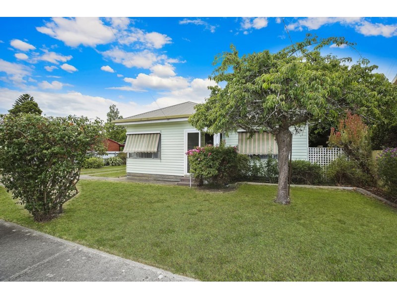 4 David Street, Colac VIC 3250