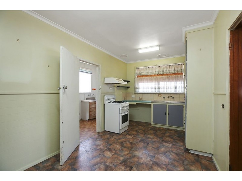 6 Howey Court, Colac VIC 3250