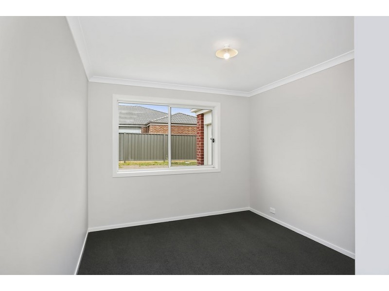 34 Imperial Drive, Colac VIC 3250