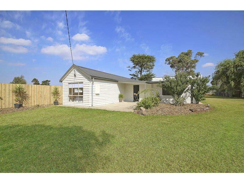 32 New Station St, Cressy VIC 3322