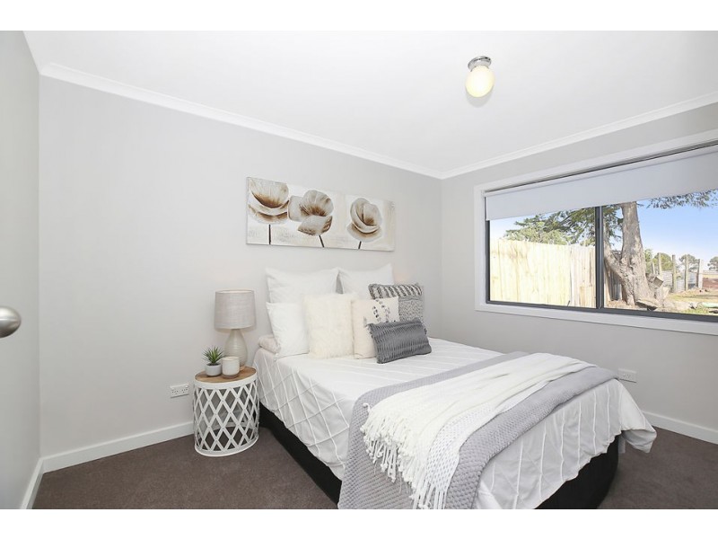32 New Station St, Cressy VIC 3322