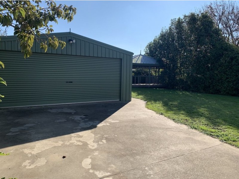 33 Alexander Street, Colac VIC 3250