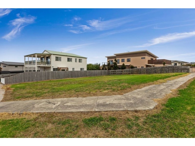 35 Scenic Drive, Apollo Bay VIC 3233