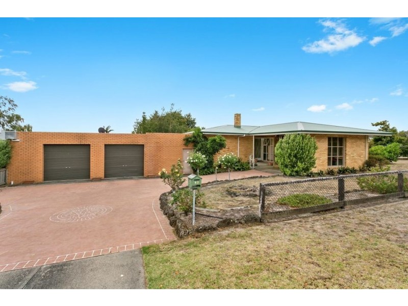 43 Tulloh Street, Elliminyt VIC 3250