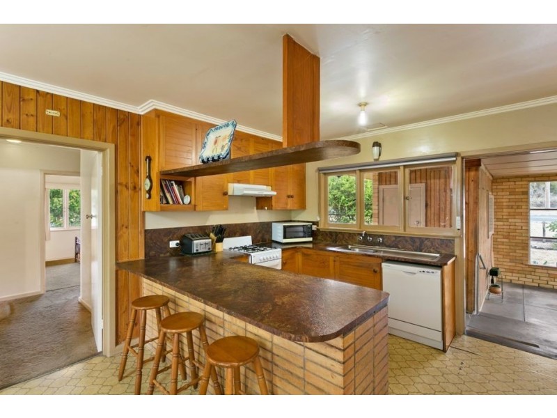 43 Tulloh Street, Elliminyt VIC 3250