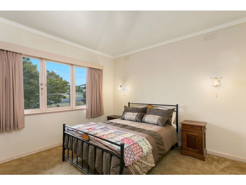 43 Tulloh Street, Elliminyt VIC 3250