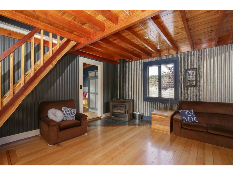 150 Everett Crescent, Barongarook West VIC 3249