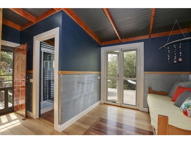 150 Everett Crescent, Barongarook West VIC 3249