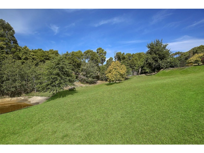 150 Everett Crescent, Barongarook West VIC 3249