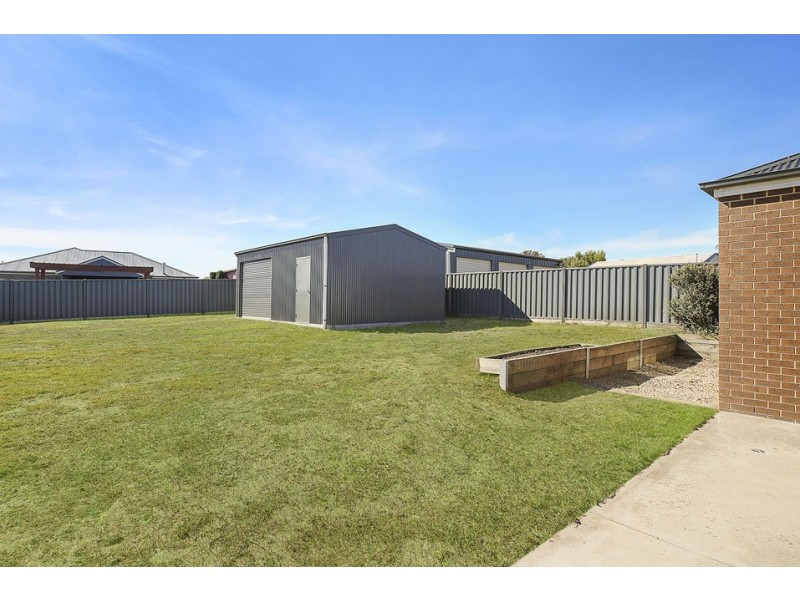 27 Wilson Street, Colac VIC 3250