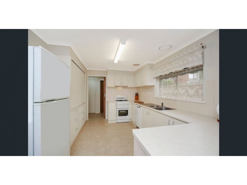 23 Quamby Avenue, Colac VIC 3250