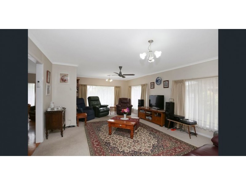 23 Quamby Avenue, Colac VIC 3250