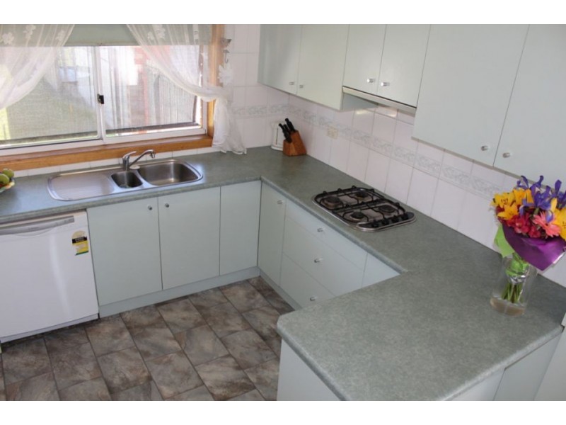 3 White Avenue, Colac VIC 3250