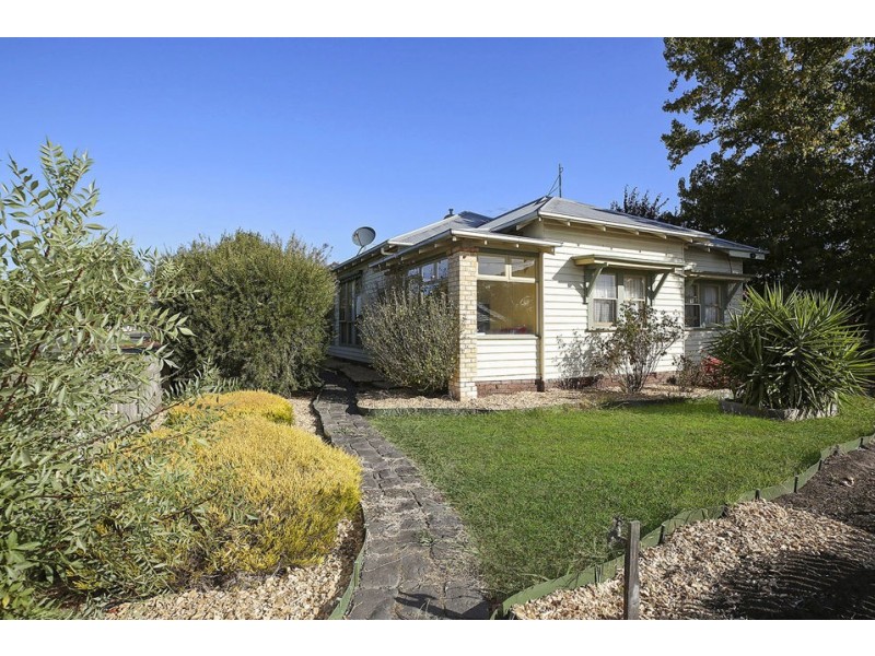 50 Wallace Street, Colac VIC 3250
