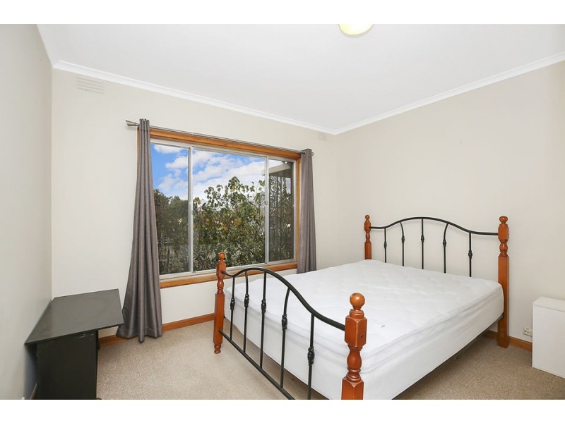 8 Irrewillipe Road, Elliminyt VIC 3250