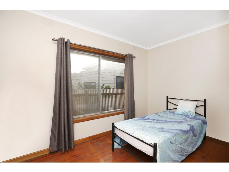 8 Irrewillipe Road, Elliminyt VIC 3250