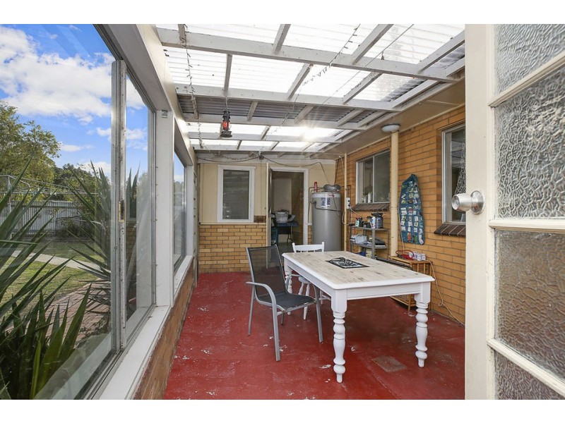 8 Irrewillipe Road, Elliminyt VIC 3250