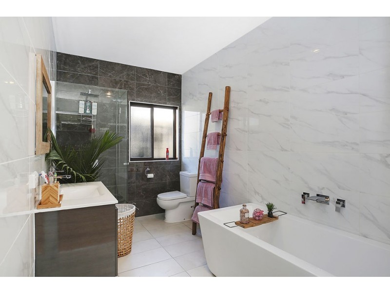 71 Bruce Street, Colac VIC 3250