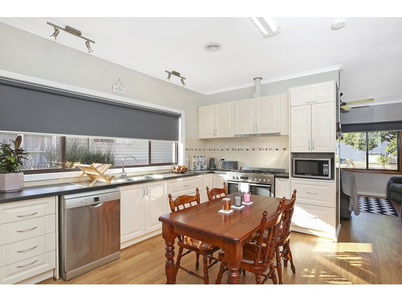 71 Bruce Street, Colac VIC 3250