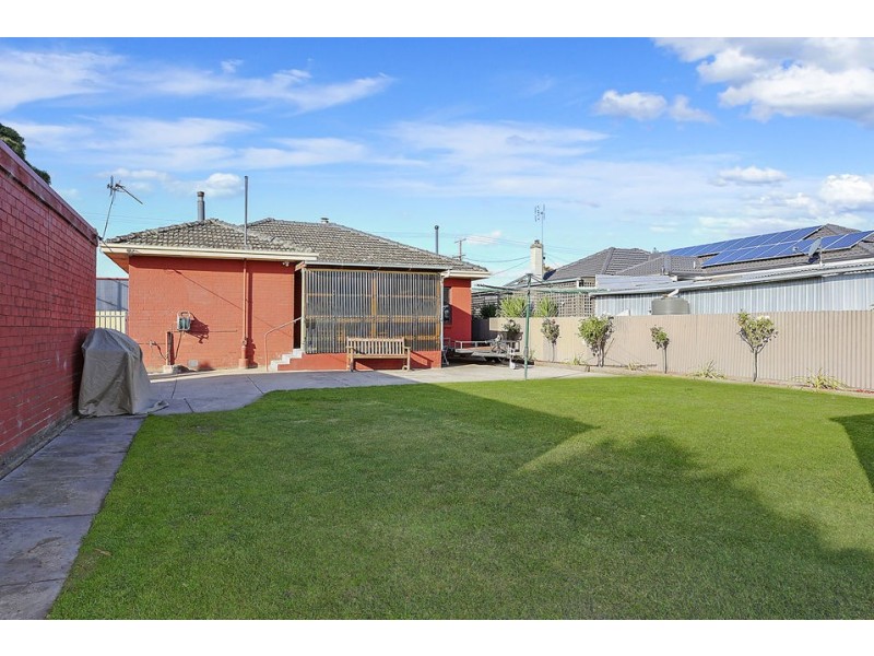 71 Bruce Street, Colac VIC 3250