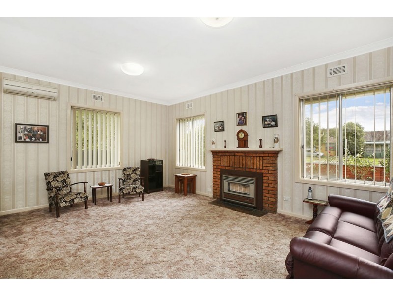 16 Sinclair Street, Colac VIC 3250