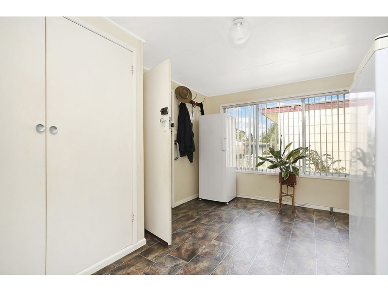 16 Sinclair Street, Colac VIC 3250