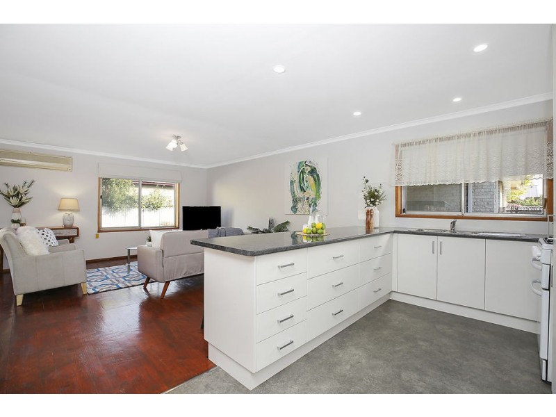 2/49 Manifold Street, Colac VIC 3250