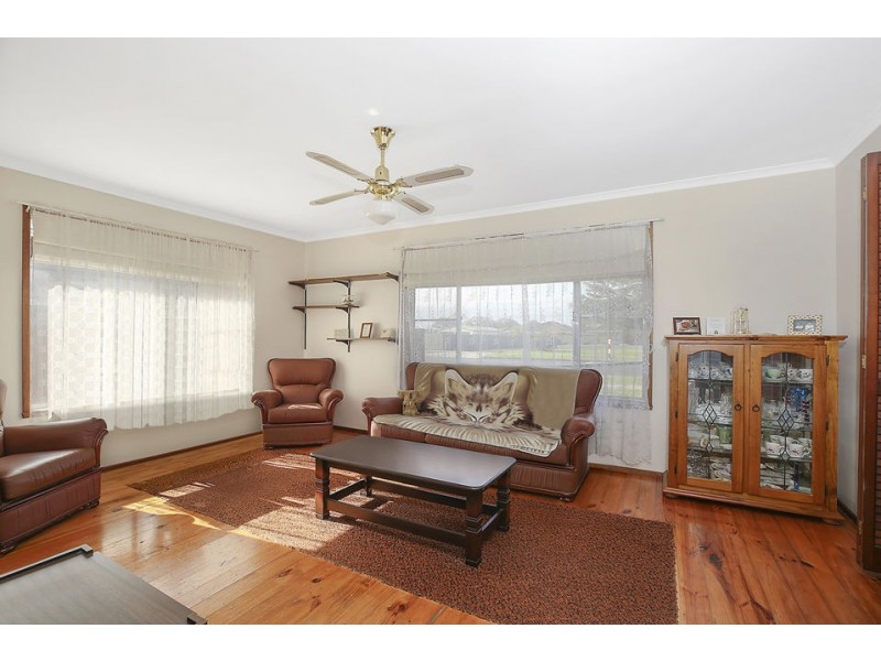89 Armstrong Street, Colac VIC 3250