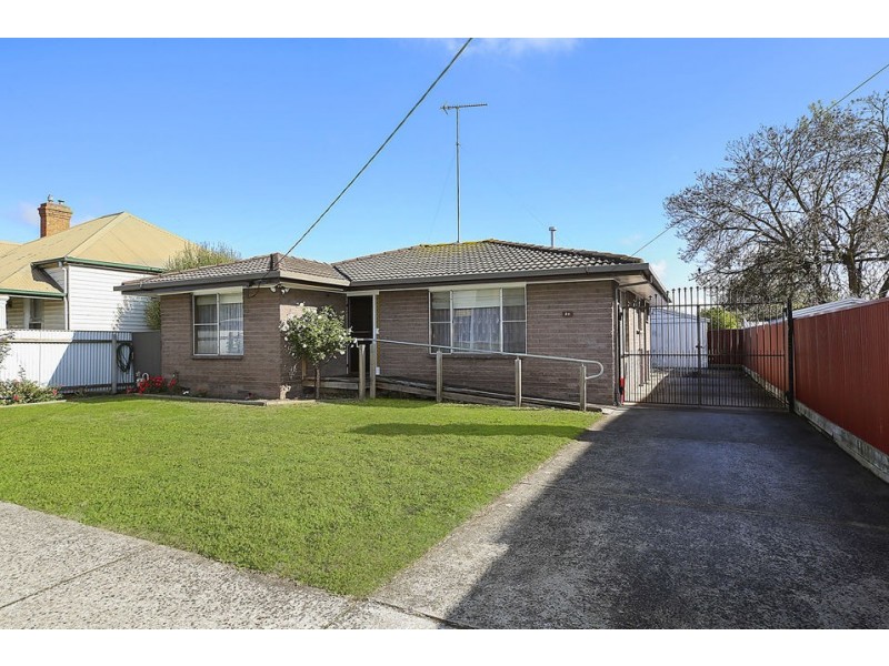 89 Armstrong Street, Colac VIC 3250