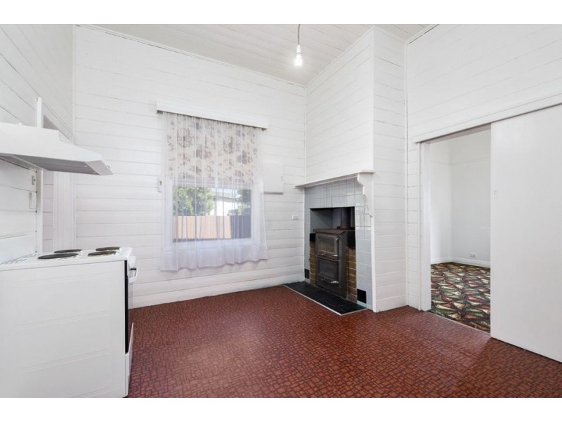 4 Lang St, Beeac VIC 3251