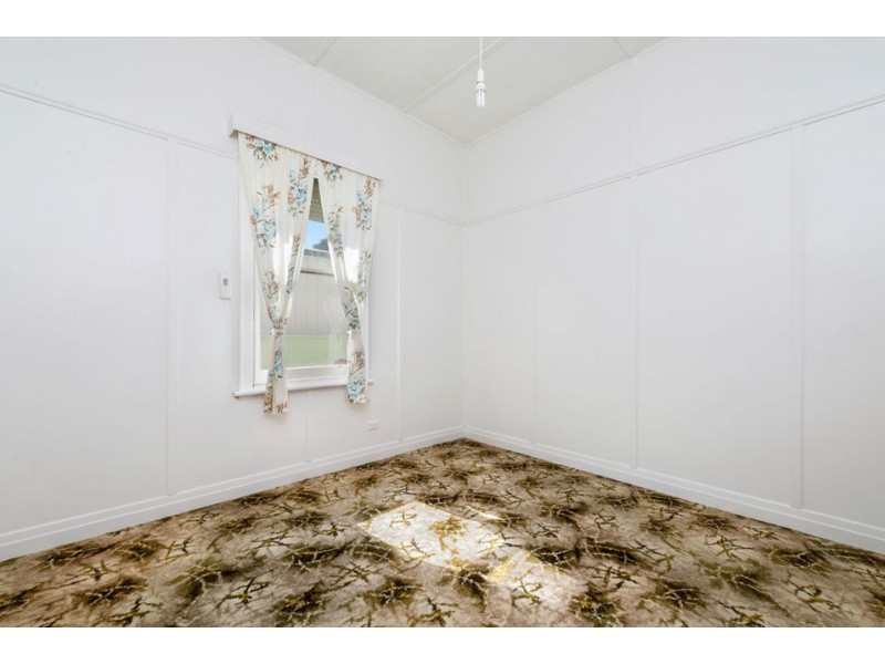 4 Lang St, Beeac VIC 3251