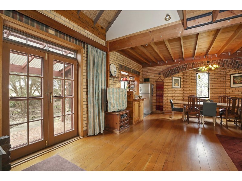 1865 Corangamite Lake Road, Dreeite VIC 3249