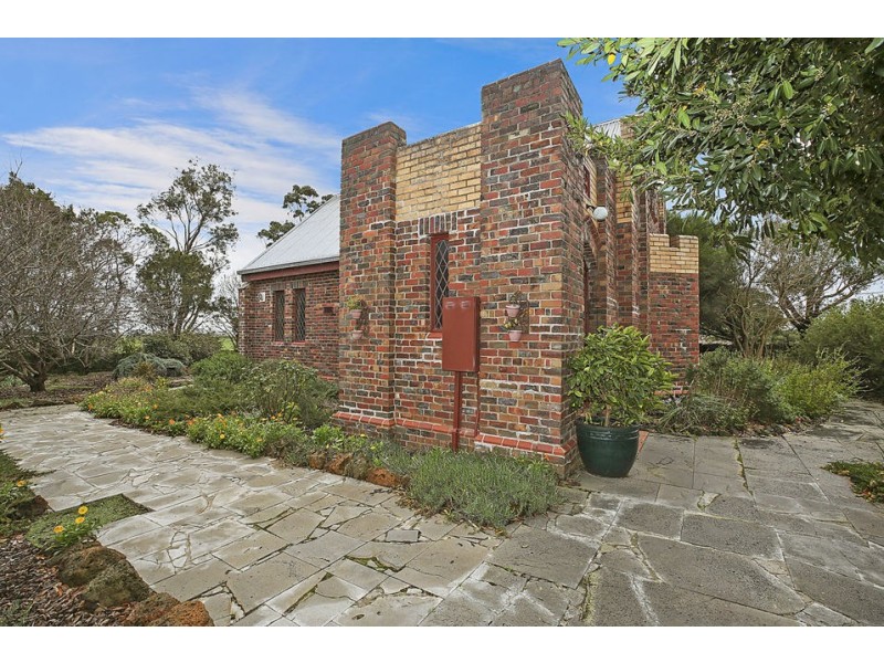 1865 Corangamite Lake Road, Dreeite VIC 3249