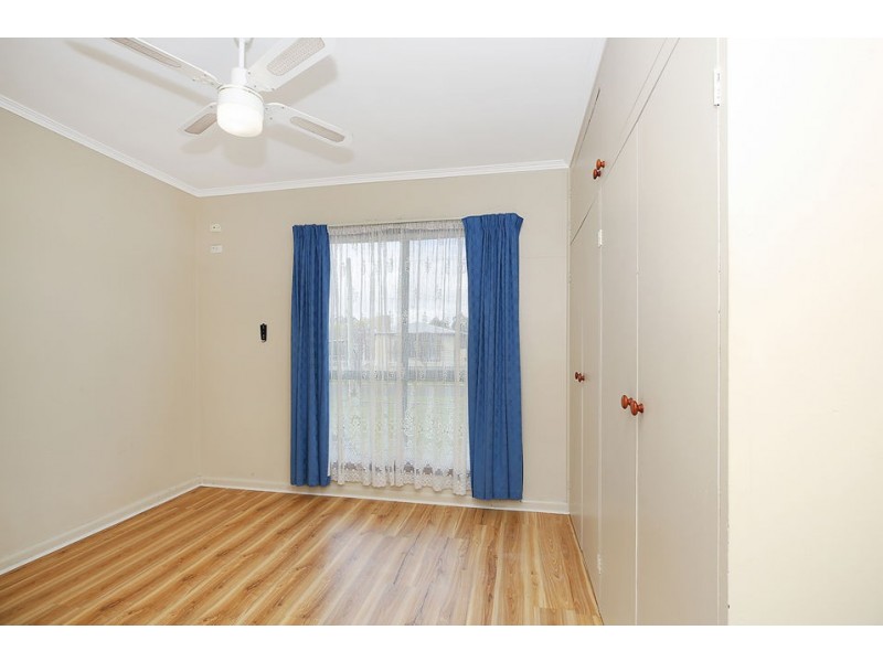 12 Churchill Square, Colac VIC 3250