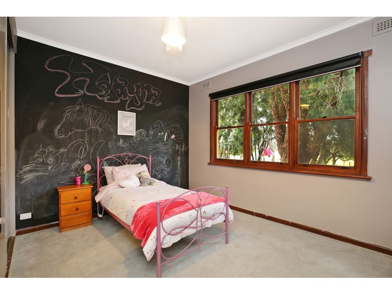 70 Moomowroong Road, Carlisle River VIC 3239