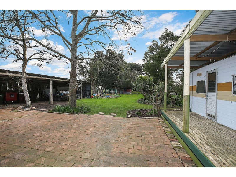 70 Moomowroong Road, Carlisle River VIC 3239